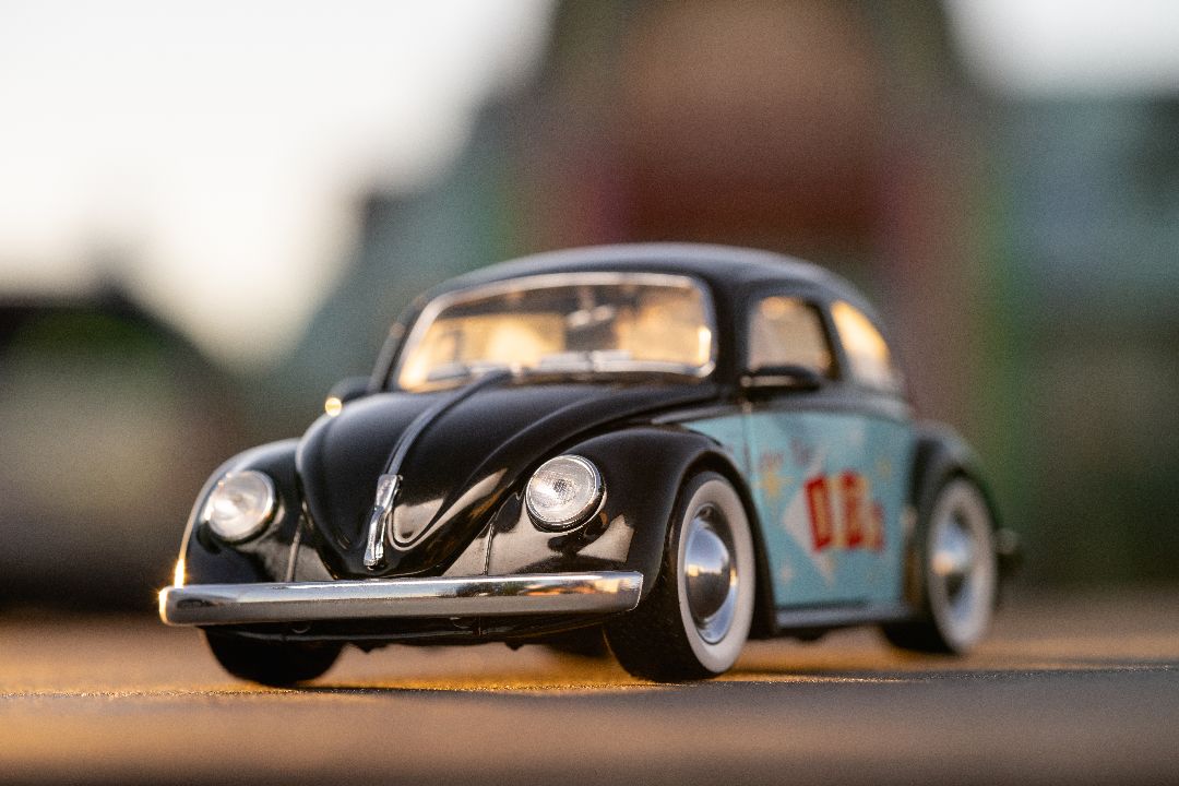 Jada I Love the 50's 1959 Volkswagen Beetle (1:24)