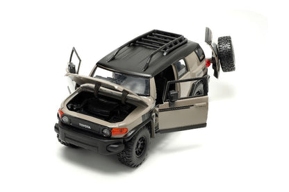 Jada Just Trucks Toyota FJ Cruiser - Grey (1:24)