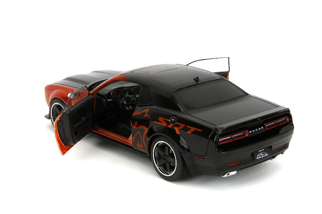 Jada Pink Slips Dodge Challenger (1:18)