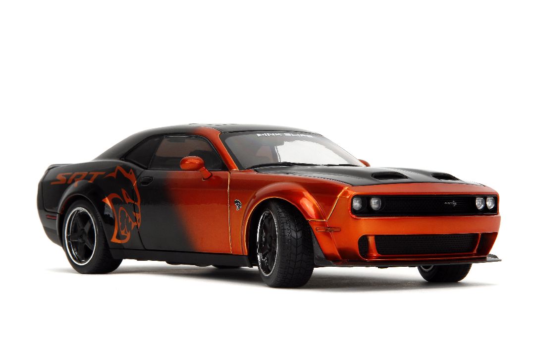 Jada Pink Slips Dodge Challenger (1:18)