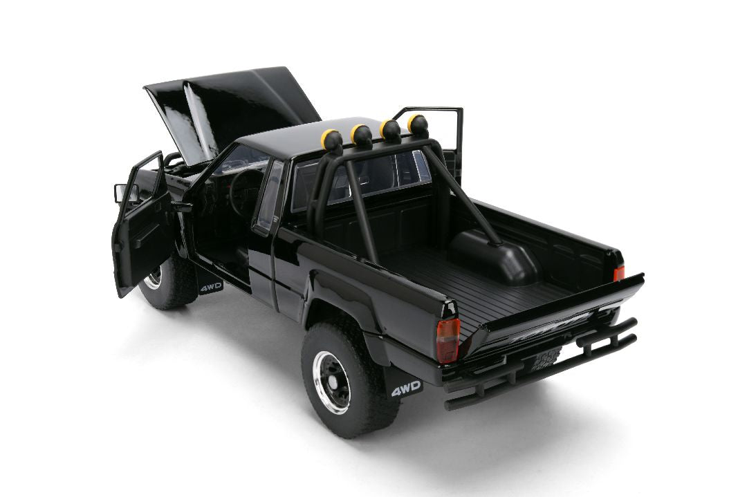 Jada Back to the Future Marty's Skateboard & 1985 Toyota SR5 Pickup (1:24)
