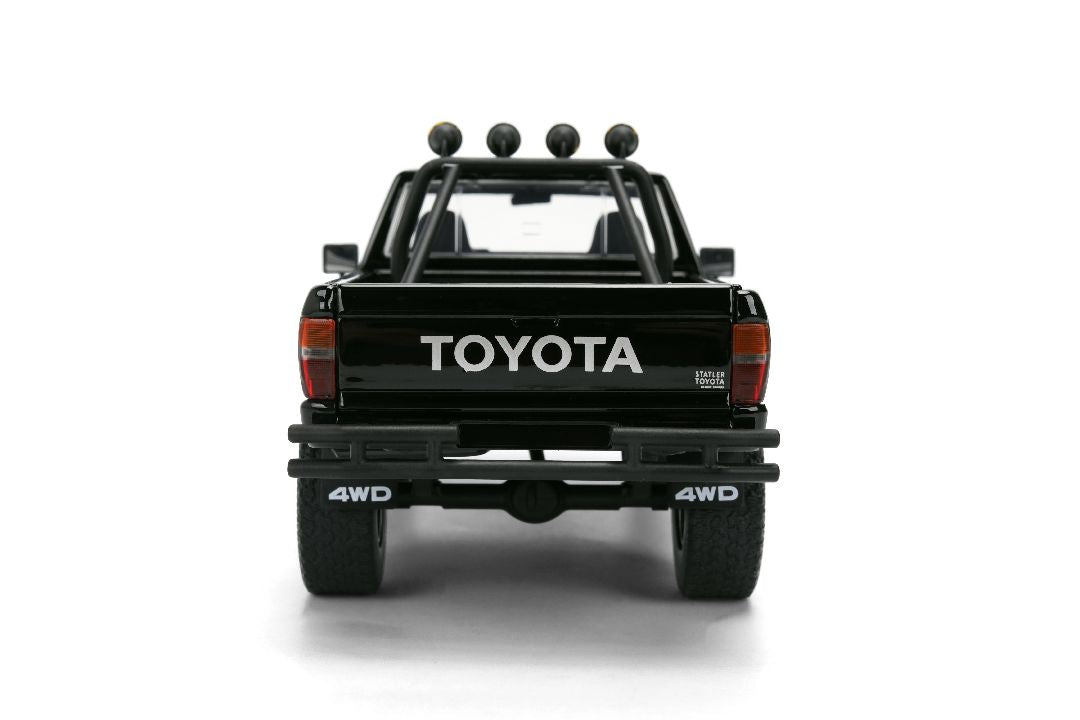 Jada Back to the Future Marty's Skateboard & 1985 Toyota SR5 Pickup (1:24)