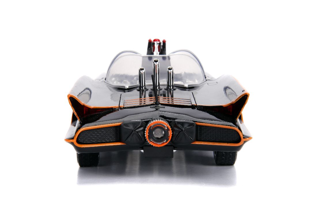 Jada Classic TV Series Batmobile with Die Cast Figures (1:18)
