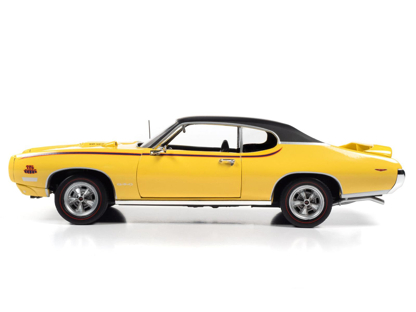 Auto World 1969 Pontiac GTO Judge (1:18)