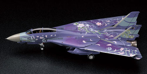 Hasegawa Ace Combat F-14D Tomcat "Cherry Blossom" (1:72)