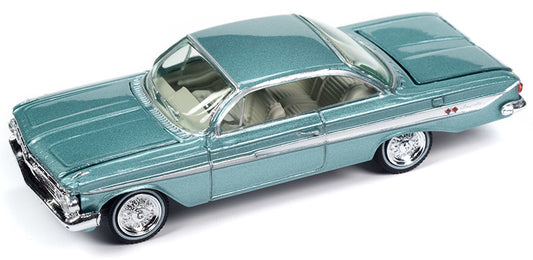 Johnny Lightning 1961 Chevy Impala SS 409 - Arbor Green Poly (1:64)