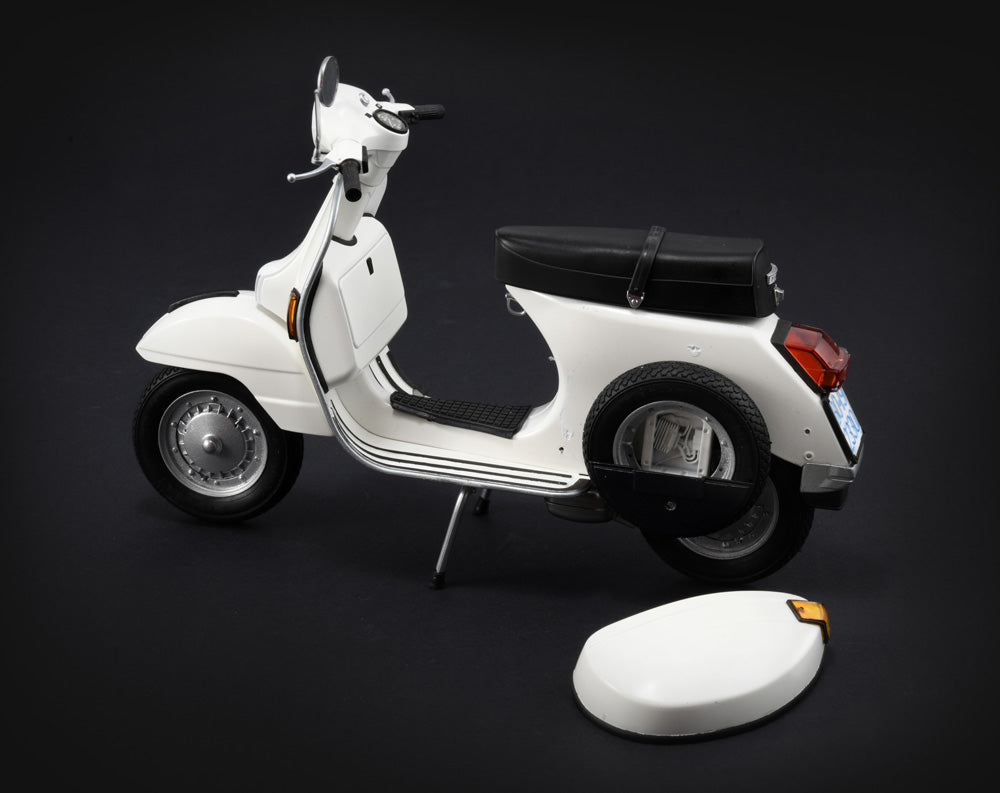Italeri 1978 Vespa PX 125/150 (1:9)