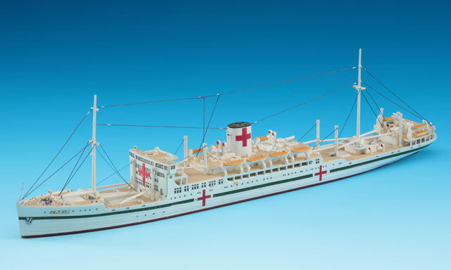 Hasegawa Japanese Special Hospital Ship Hikawamaru (1:700)